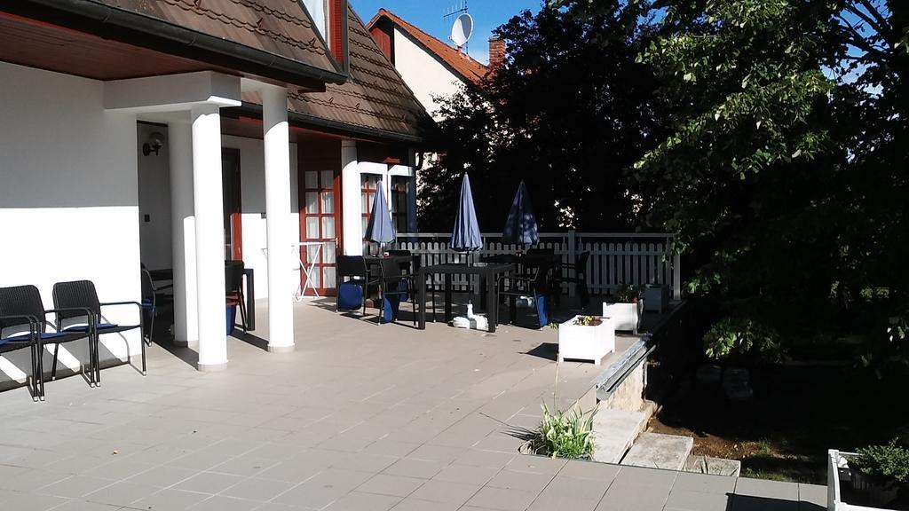 Szilvia Gaestehaus Bük Exteriér fotografie